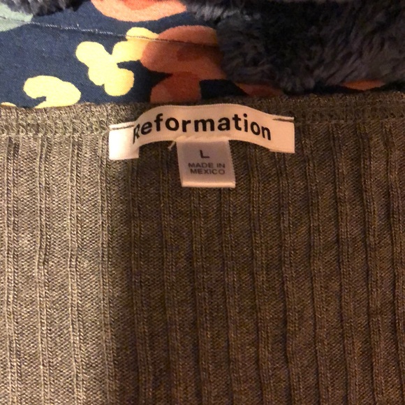 Reformation gray Ribbed Top - Picture 3 of 7